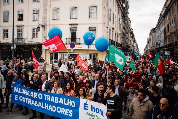 Comício CDU enche Rossio