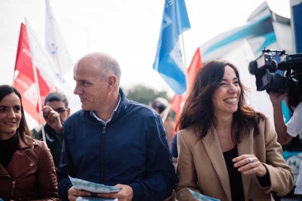 Contacto com os trabalhadores da OGMA