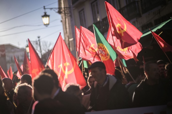 March «Increase wages and pensions, for a better life»