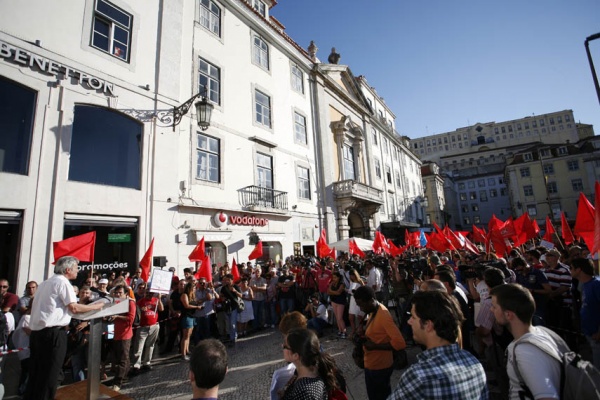 Desfile do PCP «Dissolução da Assembleia da República. Eleições Antecipadas» - Lisboa