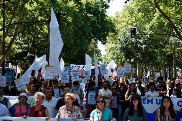 Parade "Yes to Peace! No to war and the arms race», Lisbon