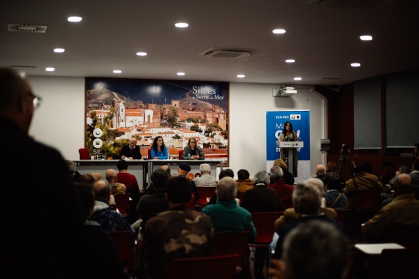 Encontro com pequenos agricultores em Silves