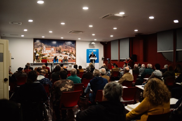 Encontro com pequenos agricultores em Silves