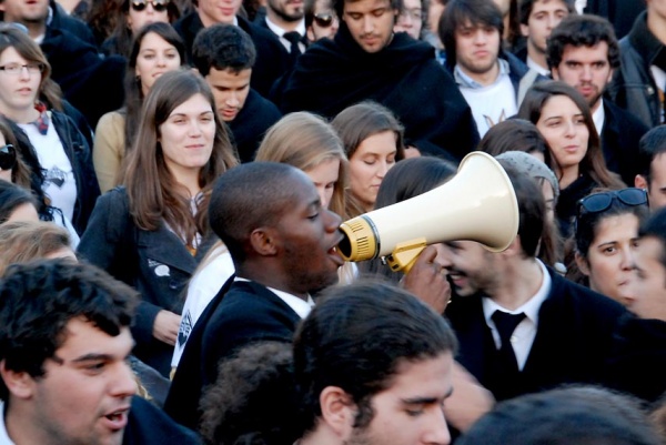 Mais de 7000 estudantes do ensino superior manifestam-se em Lisboa