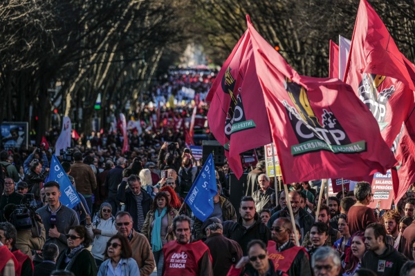 National Demonstration «Everyone to Lisbon! General increase in wages and pensions – national emergency!”, CGTP-IN