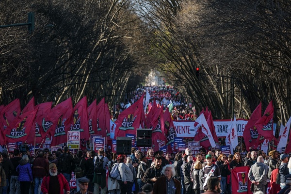 National Demonstration «Everyone to Lisbon! General increase in wages and pensions – national emergency!”, CGTP-IN
