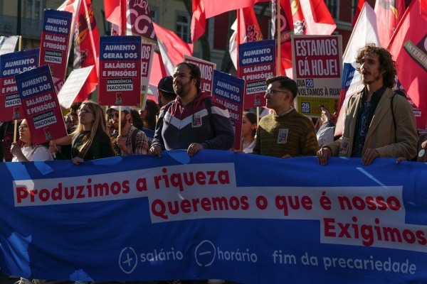 National Demonstration «Everyone to Lisbon! General increase in wages and pensions – national emergency!”, CGTP-IN
