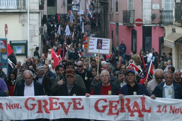 Manifestação "Nem Merkel, Nem Troikas - Não à exploração, contra a colonização" - CGTP