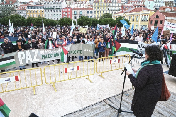 Manifestação pela Paz no Médio Oriente e pelos direitos do Povo Palestiniano