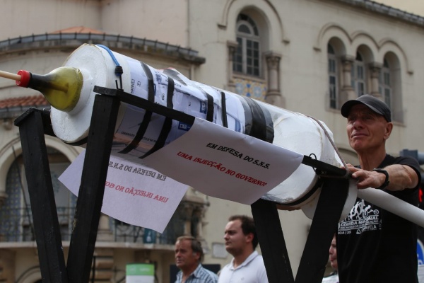 March for the right to health care «More NHS, better health care», Lisboa