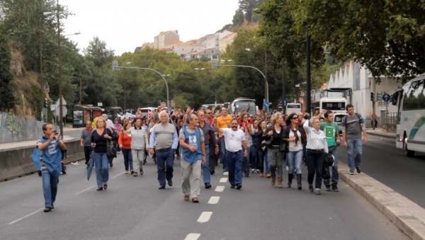 Marcha por Abril contra a exploração e o empobrecimento