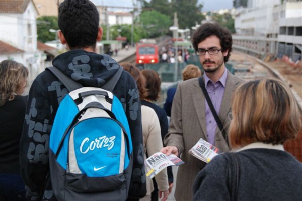 PCP contra a privatização da CP