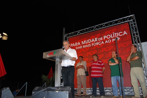 Comício em Faro