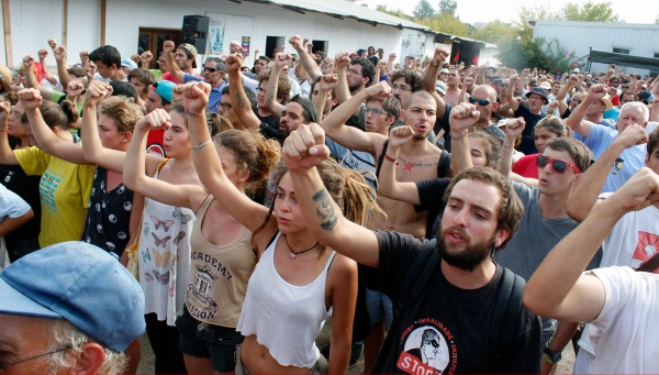 Saudação aos construtores da Festa do «Avante!» 2015