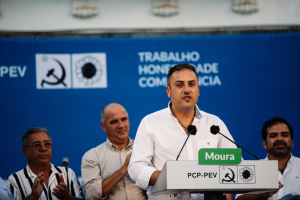 Sessão Pública em Moura