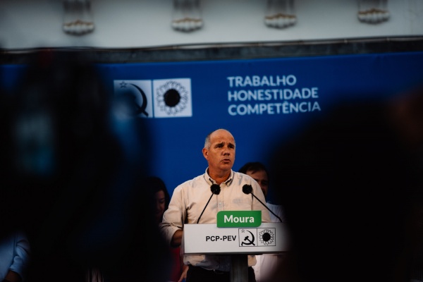 Sessão Pública em Moura