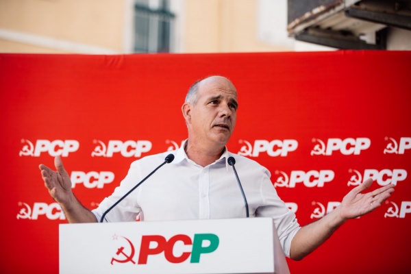 Tribuna Pública «45 anos pelo direito à Saúde. Defender, reforçar e valorizar o SNS!»